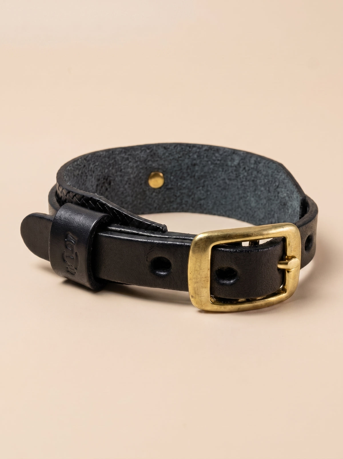 Collar para perro en piel de color negro